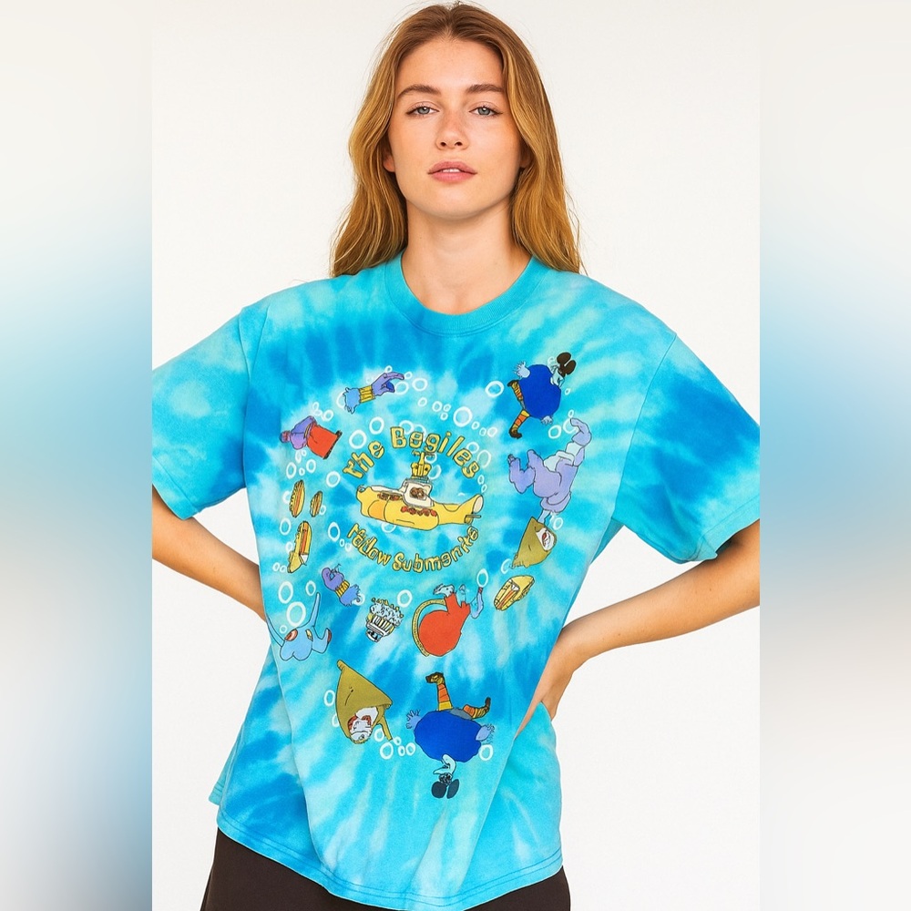 Liquid Blue | VTG 2004 The Beatles Yellow Submarine Tie-Dye Unisex Band Tee